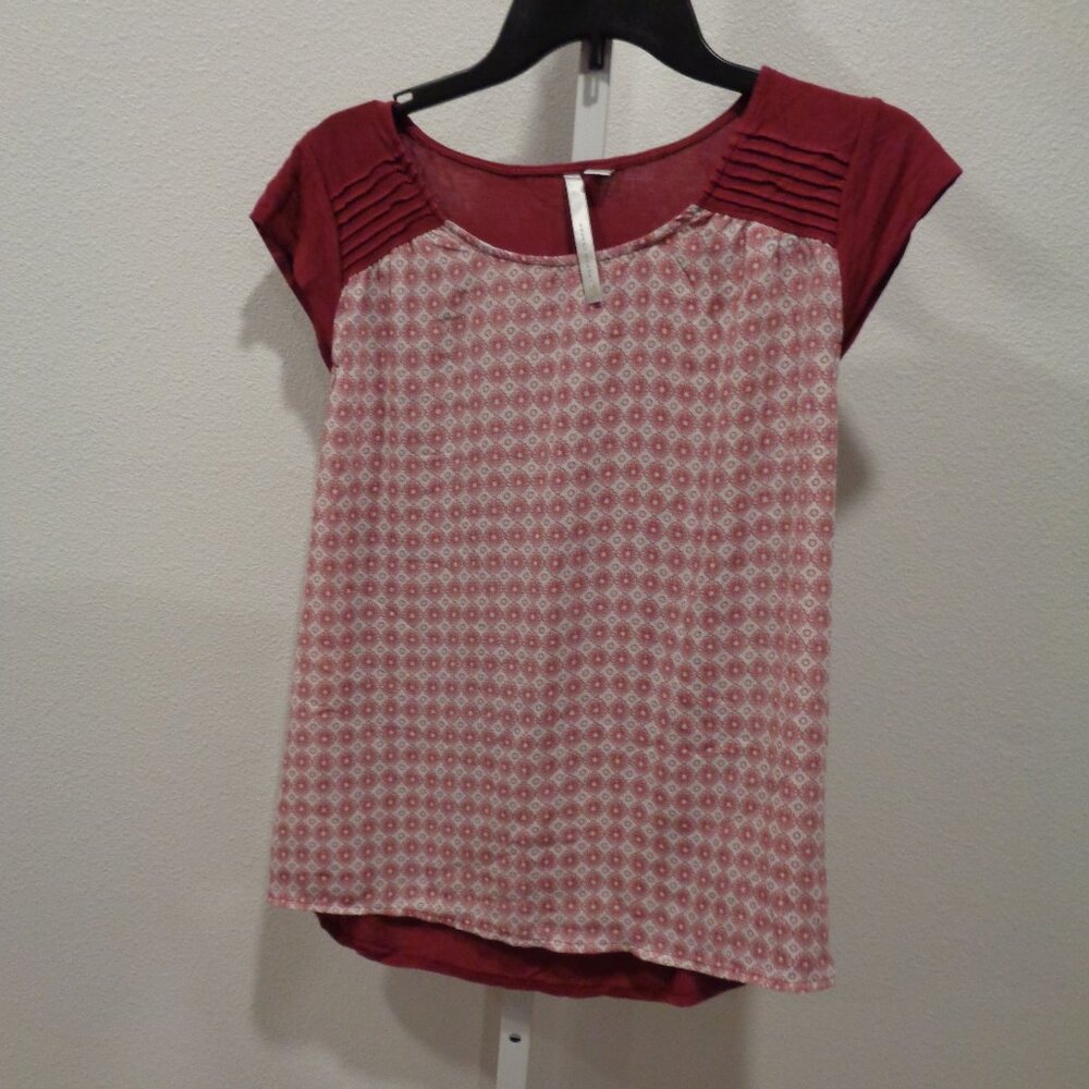 LC Lauren Conrad Mixed Media Blouse Shirt Top Size Medium Short Sleeve Polyester